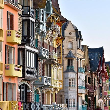 Idealement Situe "Le Studio" Les Locations Isahora Sont Aussi A 2 Pas Du Chateau D'Eu, Des Falaises Du Treport, De Mers Les Bains Et Aux Portes De La Baie De Somme Eu (Seine-Maritime) Exterior photo